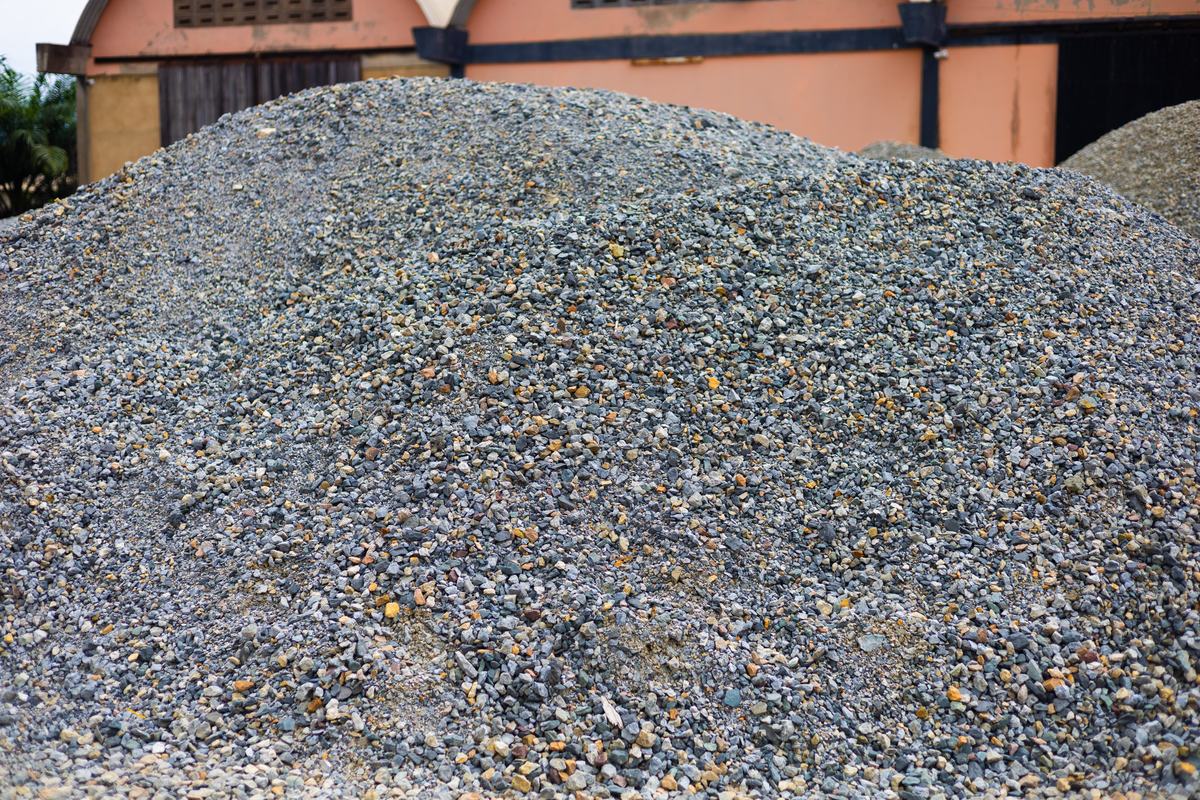Graded aggregate stockpile