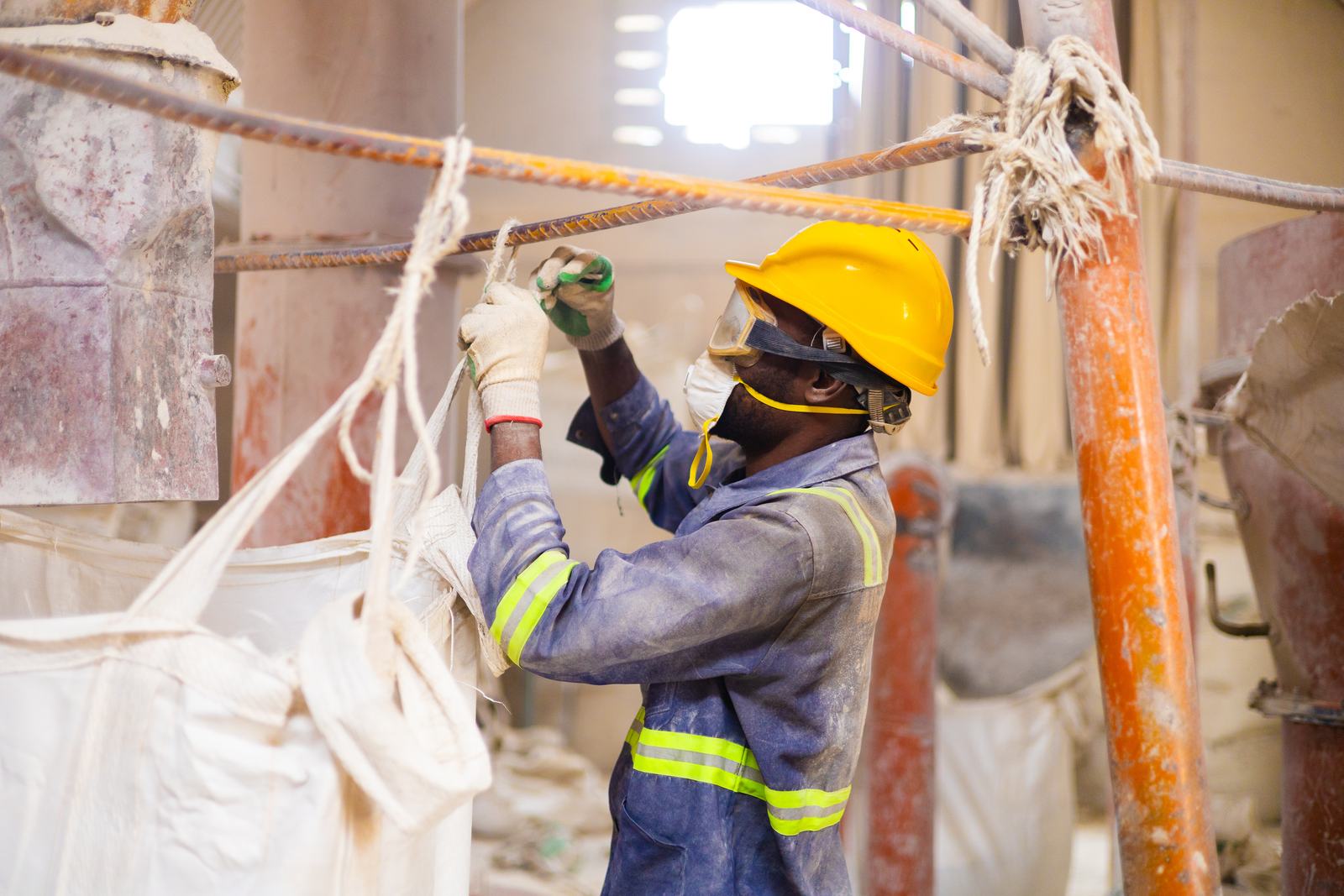 Rigging a bulk bag for filling